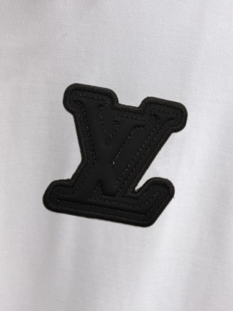 Louis VuittonLOUIS VUITTON ロングスリーブTシャツ 白 黒ロゴ メンズ 9色展開 - 画像 4