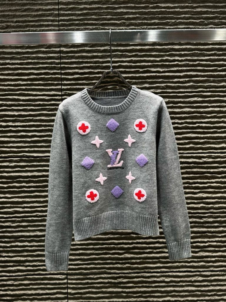 Louis VuittonLOUIS VUITTON ニットセーター 3色展開 かわいいロゴデザイン - 画像 5