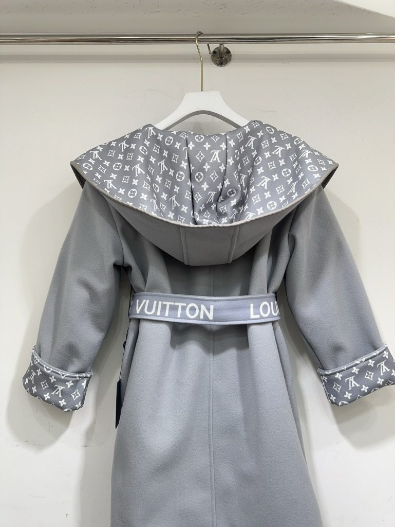 Louis Vuittonルイヴィトン 3色入 ローブ ファッション シャツ ファッション ブランド 通勤 通学 - 画像 3
