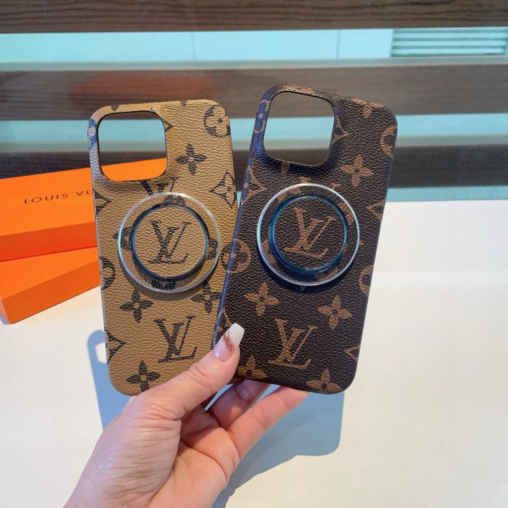 iPhoneケース✨ Louis Vuitton風 モノグラム スマホケース 2色入 📱 - 画像 5