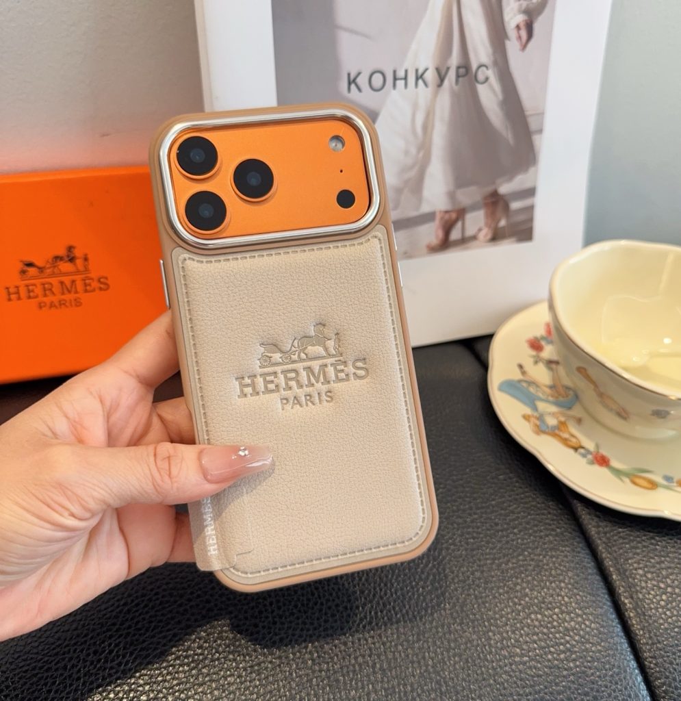 iPhoneケース人気のHERMES iPhoneケース 2色入 🐎 - 画像 3