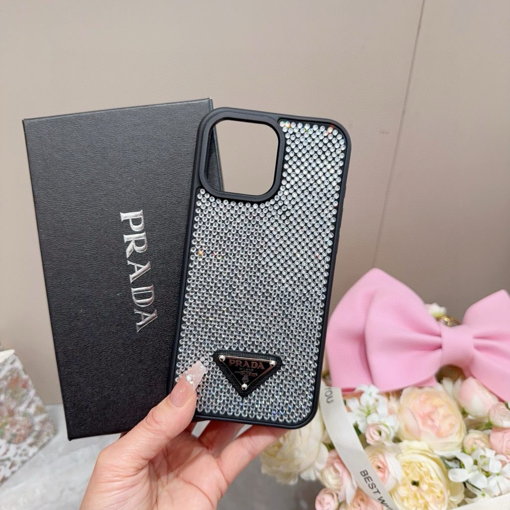 iPhoneケース✨プラダ ストーンスマホケース 2色入 メンズ レディース 🌟 - 画像 3