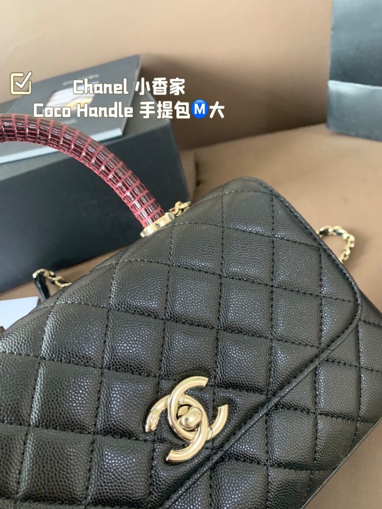 Chanel ココハンドル ミニボストンバッグ 黒 2色入 🖤 - 画像 3