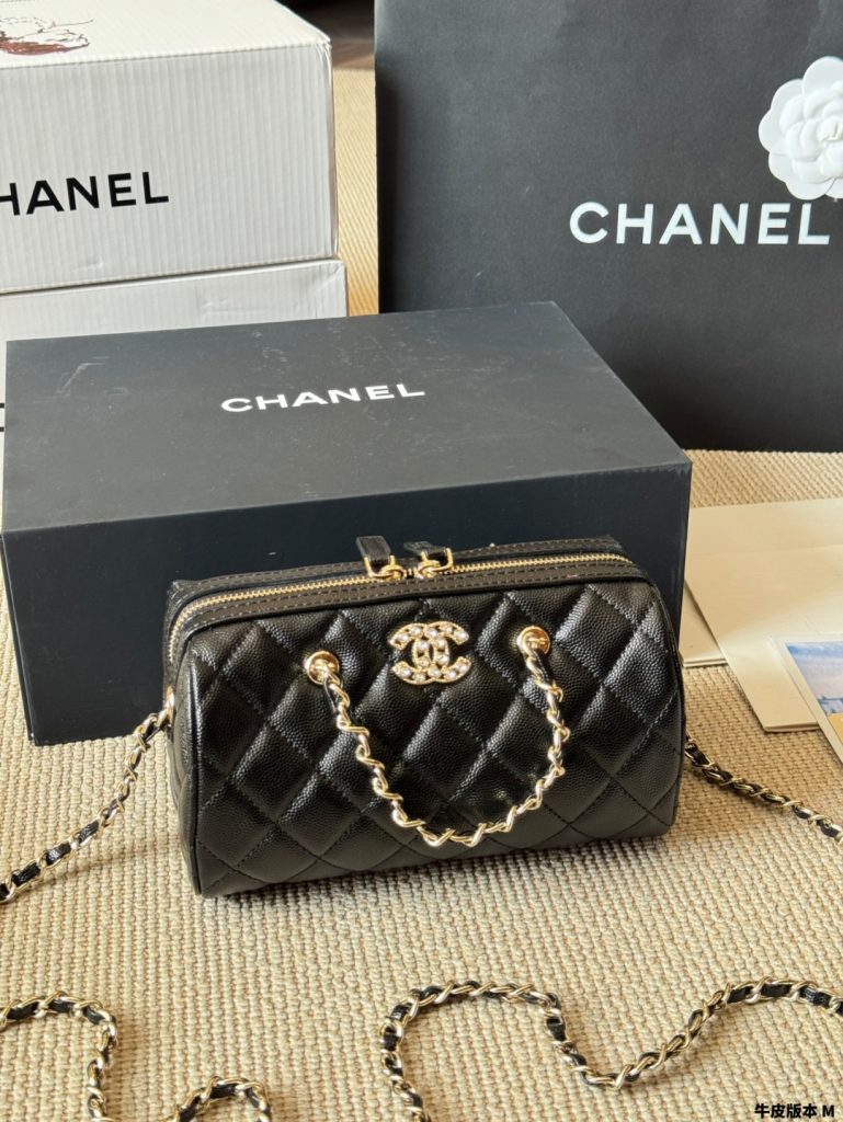 エレガントな CHANEL バッグ 黒 1色入 🖤 - 画像 5