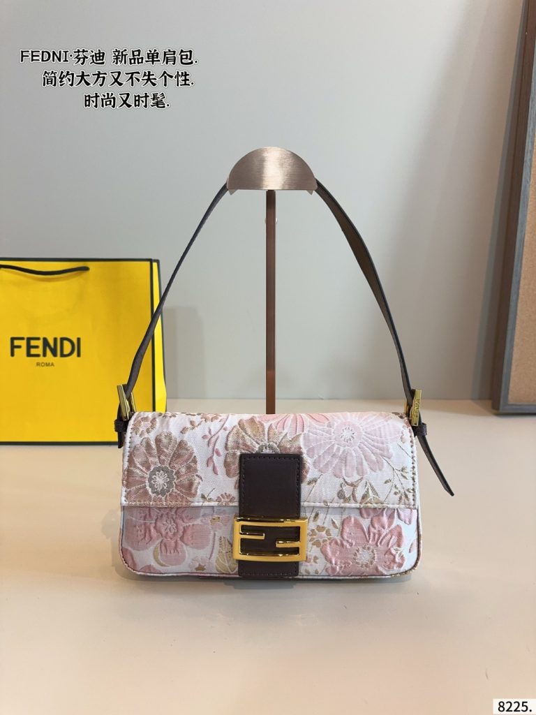 FENDI フェンディ 花柄 ミニ ショルダーバッグ 2色入 🌸 - 画像 2