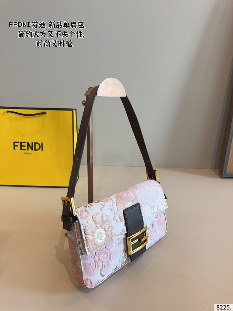 FENDI フェンディ 花柄 ミニ ショルダーバッグ 2色入 🌸 - 画像 5