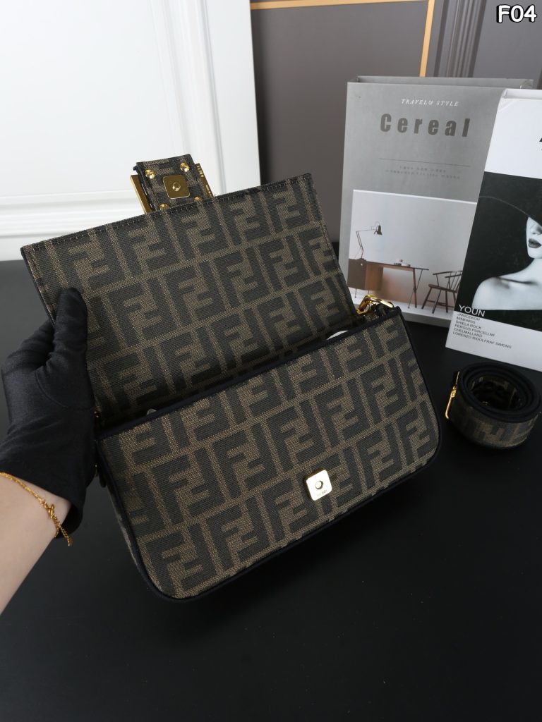 FENDI バゲット ミニバッグ ファンダム柄 26×15cm 📦 - 画像 5