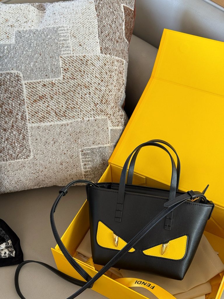 Fendi フェンディ 小怪獣トート 2色入 🎁 - 画像 2