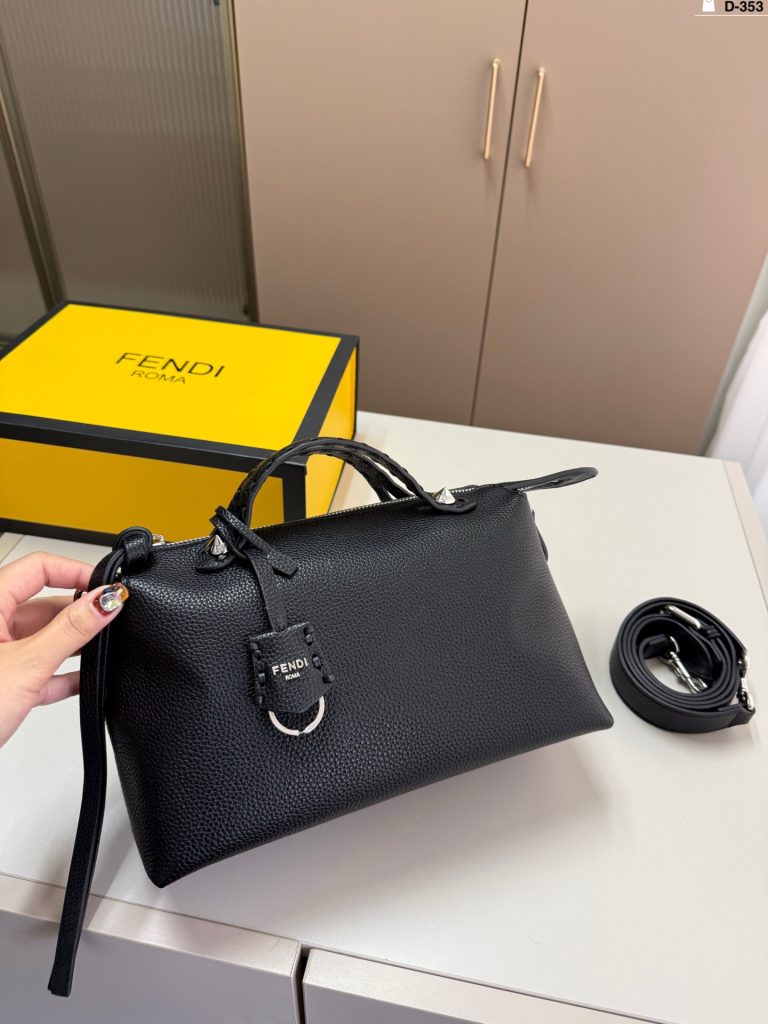 FENDI バッグ 3色入 3色のオシャレなレディースバッグ✨ - 画像 4