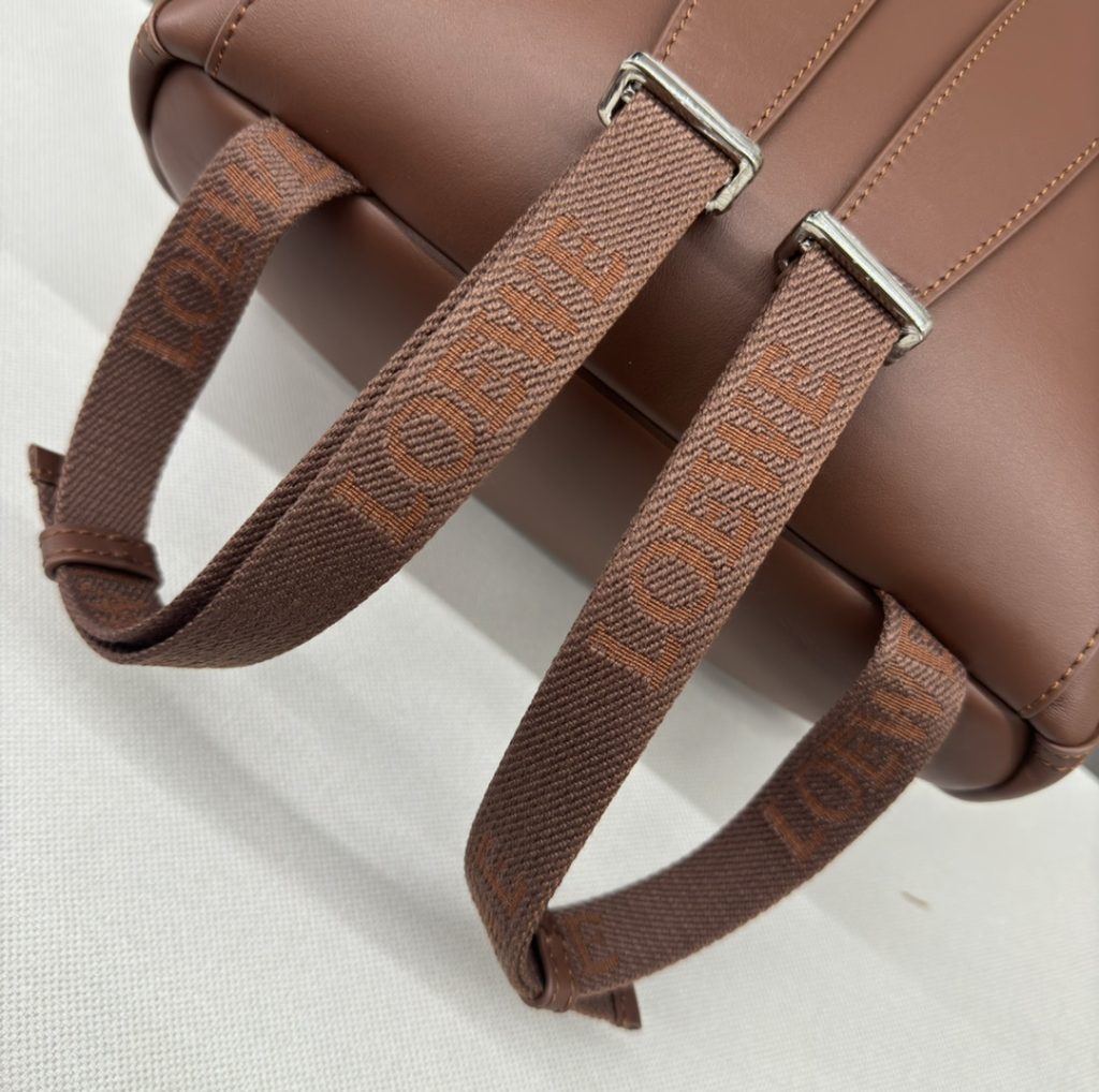 LOEWE バックパック ブラウン 1色入 🎒 - 画像 6
