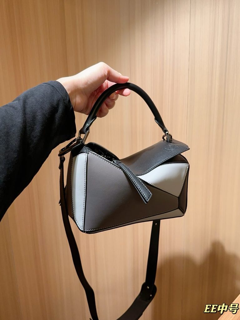 ロエベ ポルカドット ミニバッグ 3色 レザー 🖤️✨ - 画像 3
