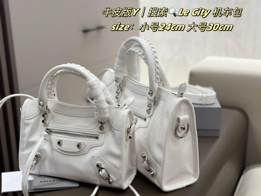 バレンシアガ レディース バッグ 2色 24cm 30cm 白 レザー 🛍️ - 画像 4