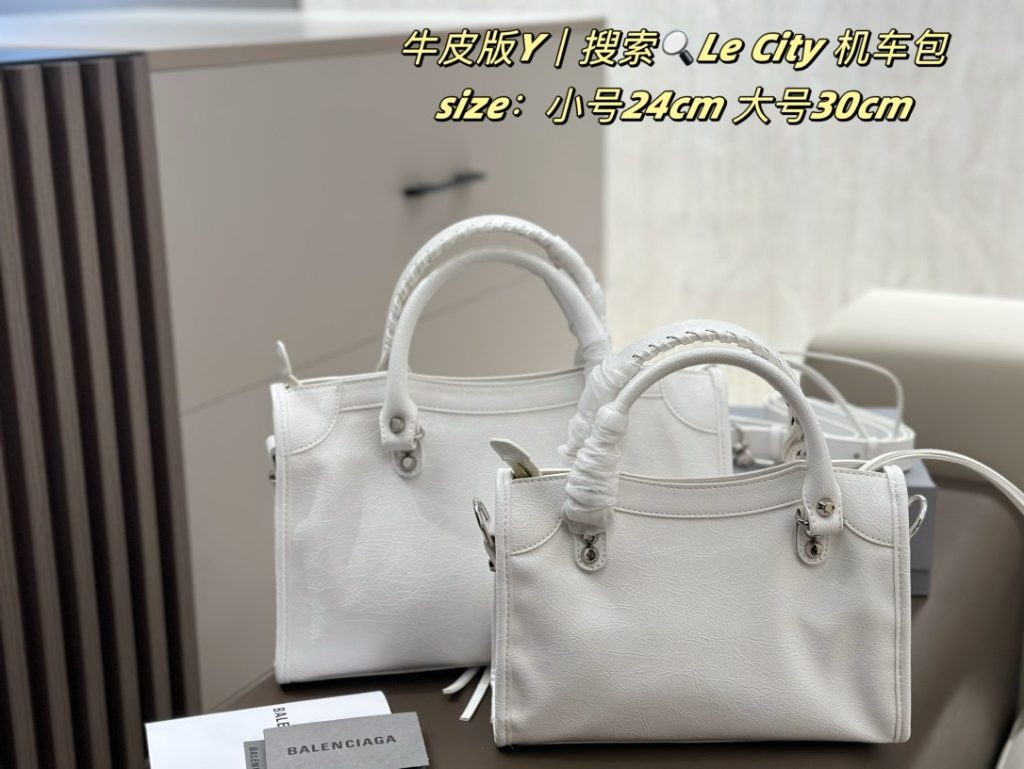 バレンシアガ レディース バッグ 2色 24cm 30cm 白 レザー 🛍️ - 画像 5