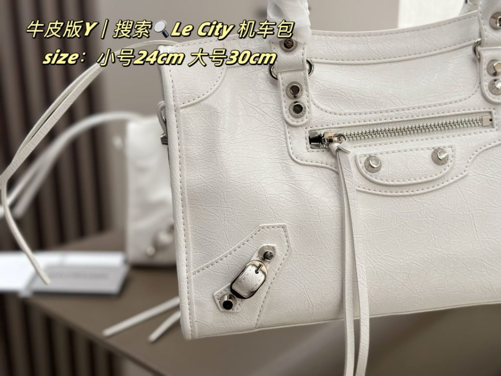 バレンシアガ レディース バッグ 2色 24cm 30cm 白 レザー 🛍️ - 画像 7