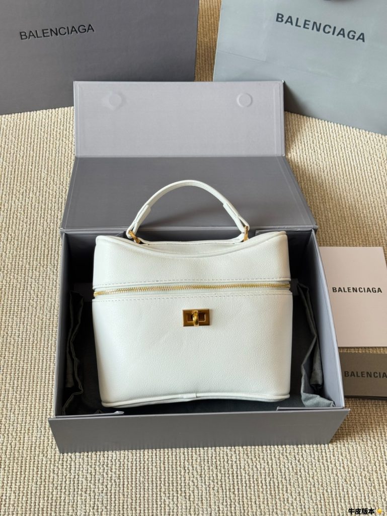 BALENCIAGA バッグ 4色入 🎀 人気のミニボックスバッグ - 画像 3