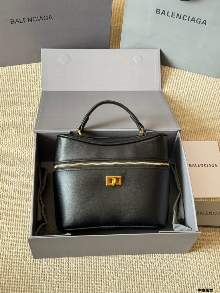 BALENCIAGA バッグ 4色入 🎀 人気のミニボックスバッグ - 画像 5