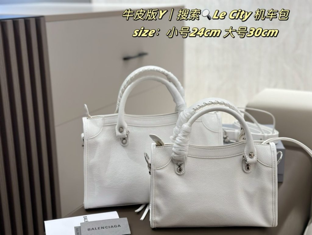 バレンシアガ レディース バッグ 2サイズ 24cm 30cm ホワイト ✨ - 画像 5