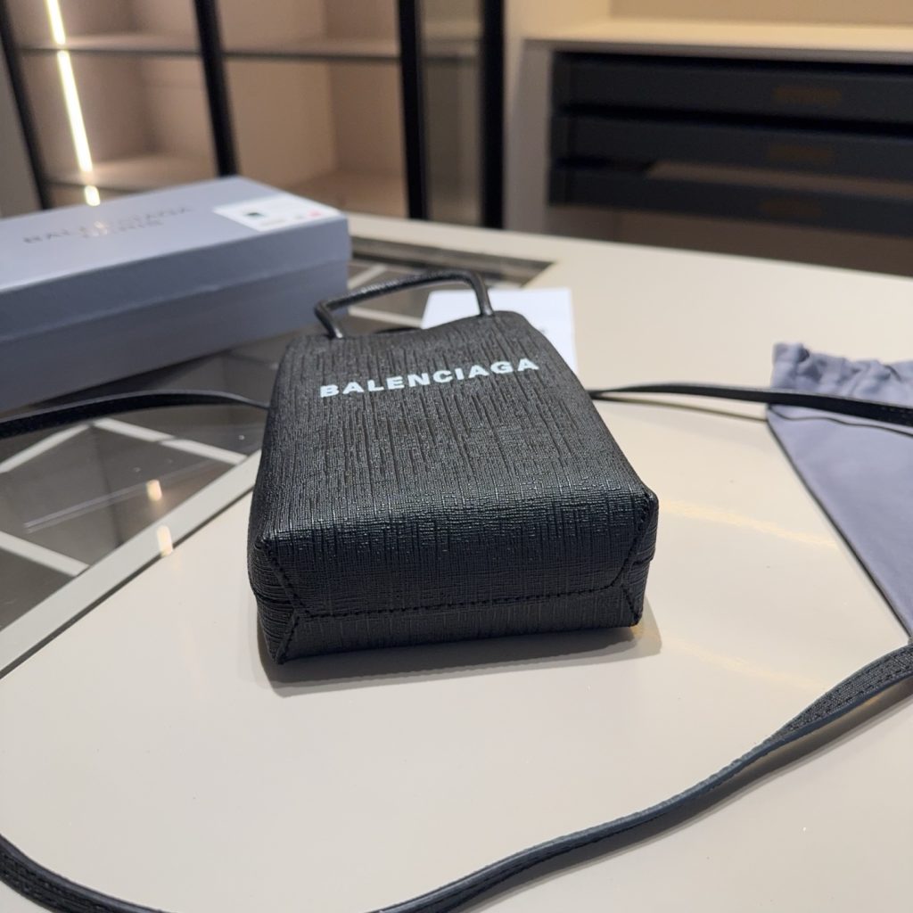 Balenciaga バッグ ミニトート ブラック 1色入 💼 - 画像 7