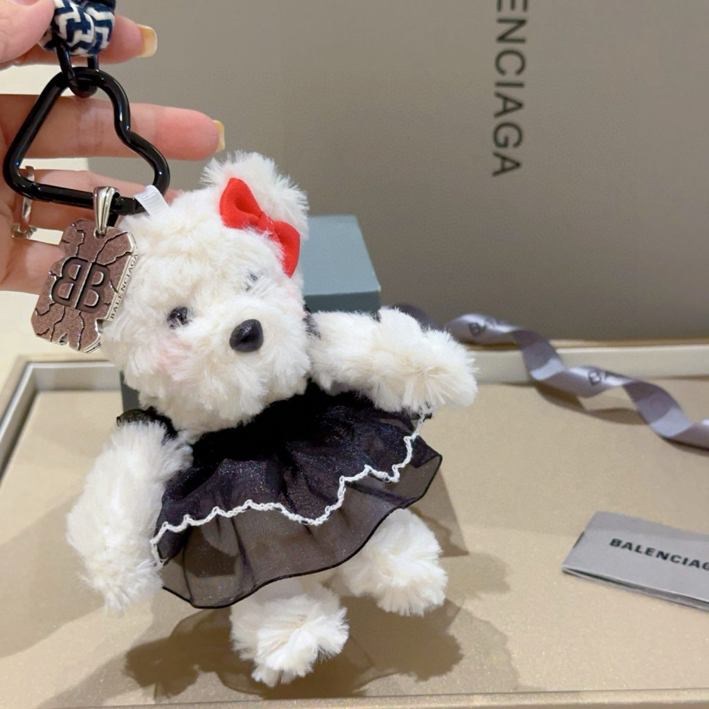 BALENCIAGA ベア ポーチ キーホルダー 2色入 🐻 - 画像 4