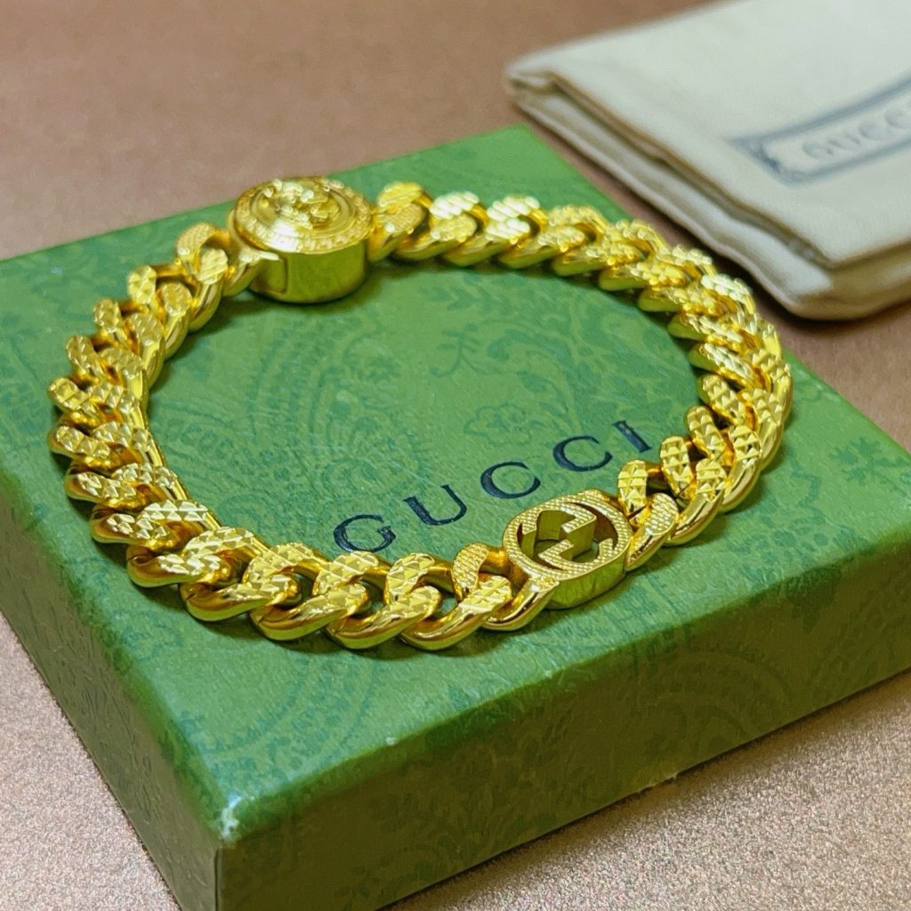 ゴンゴリの GUCCI ブレスレット 金色 メンズ レディース 2色入 💎 - 画像 8