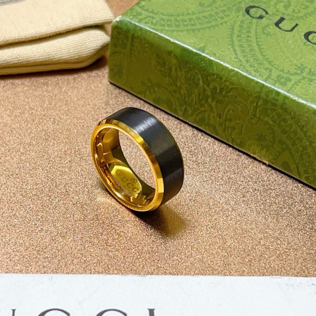 GUCCI メンズ リング ブラックゴールド 2色入 🖤💛 - 画像 4