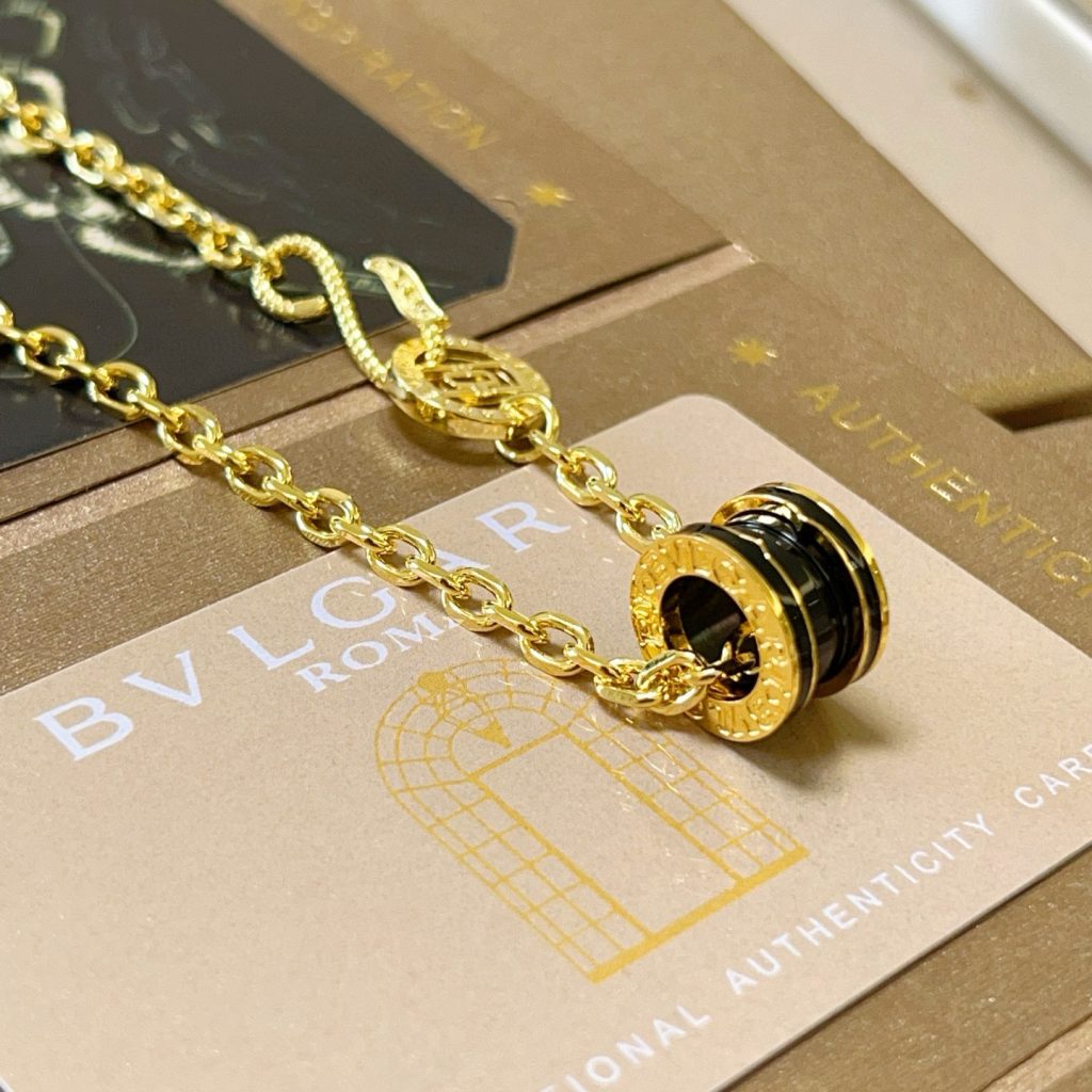 BVLGARI ネックレス ブラック 1色入 💎 - 画像 2
