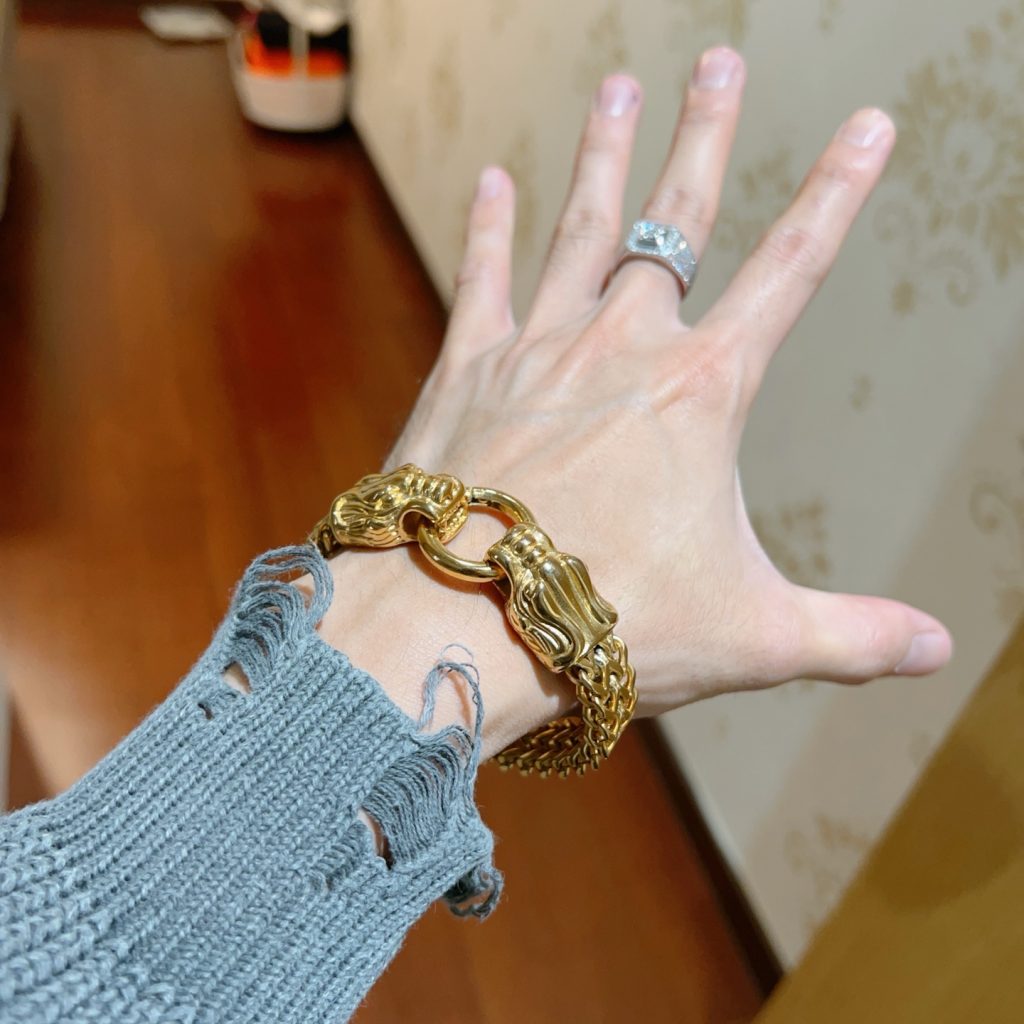 GUCCI ブレスレット 金色 2色入 💎 - 画像 7