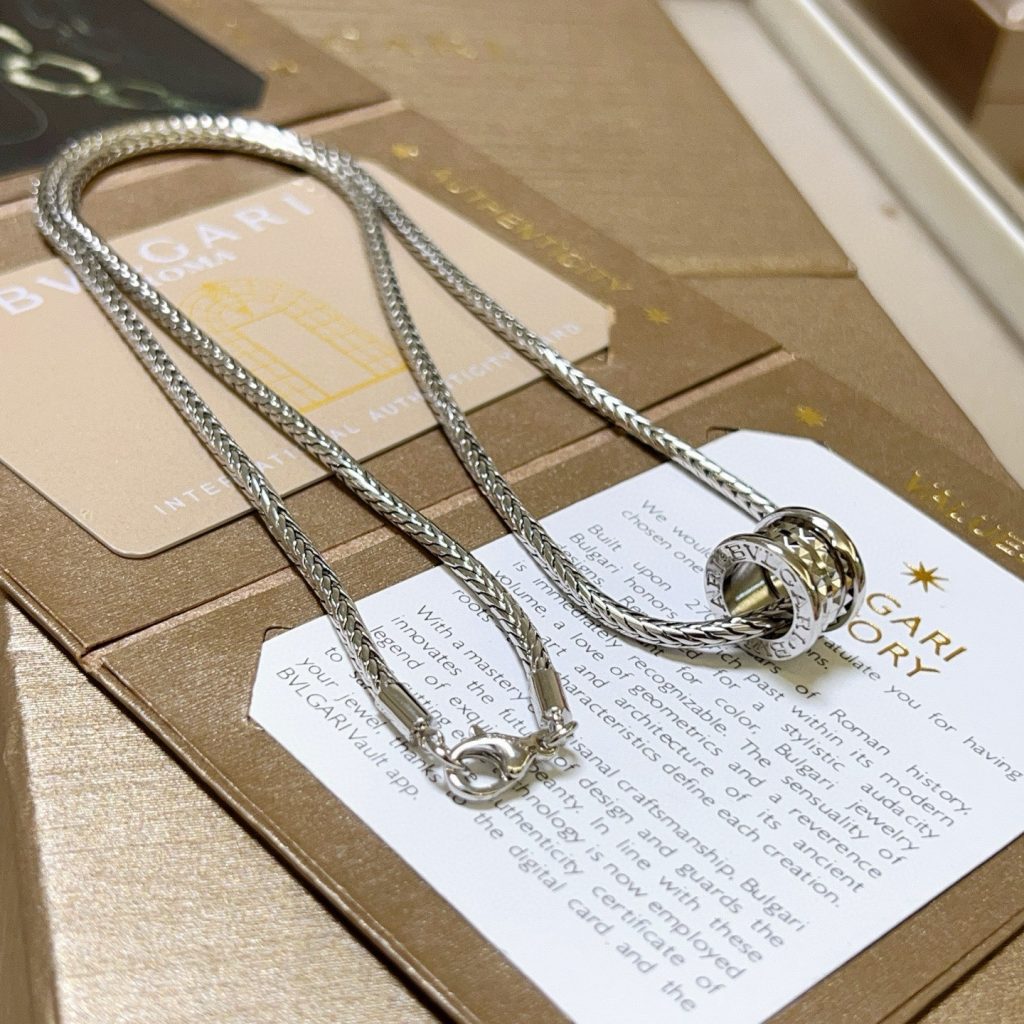 BVLGARI ネックレス 2色 1本入 💎 - 画像 4