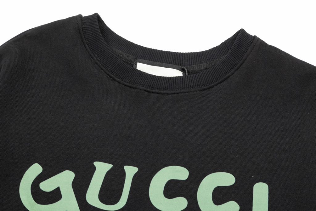 GUCCI スウェットシャツ 2色入 ロゴ パイル地 あり ファッション｜通勤の日に季節感を予算内で見る - 商品画像 1