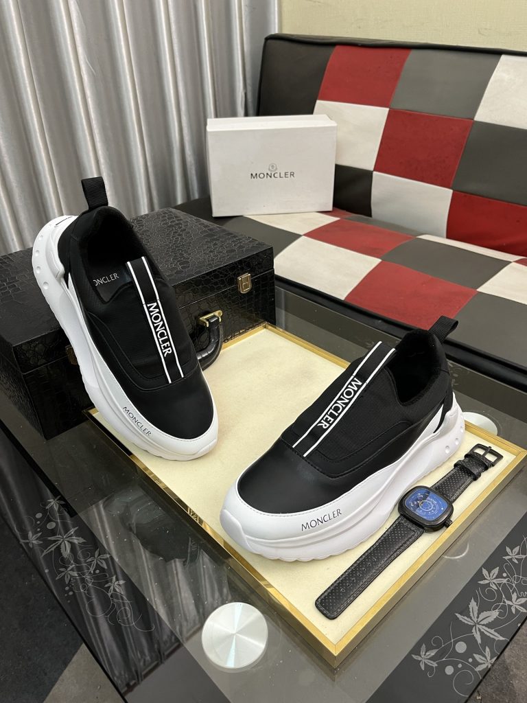 モンクレール メンズスニーカー ブラック ホワイト スリップオン 2色 デザイン性高い 时尚シューズ 🖤👟 - 画像 3