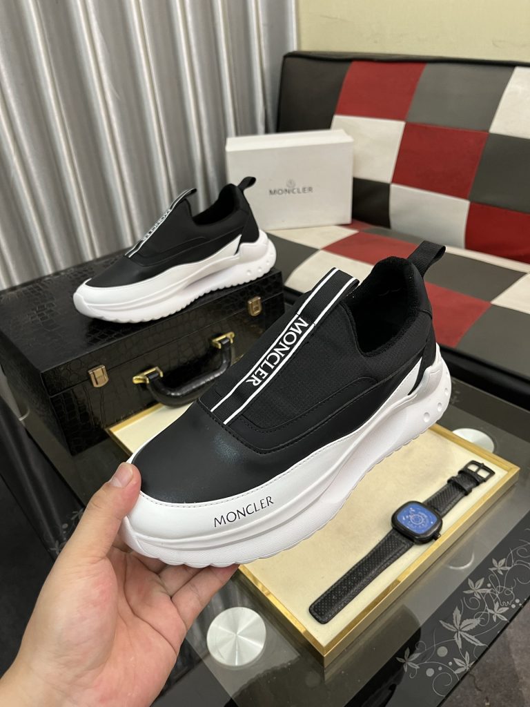 モンクレール メンズスニーカー ブラック ホワイト スリップオン 2色 デザイン性高い 时尚シューズ 🖤👟 - 画像 5