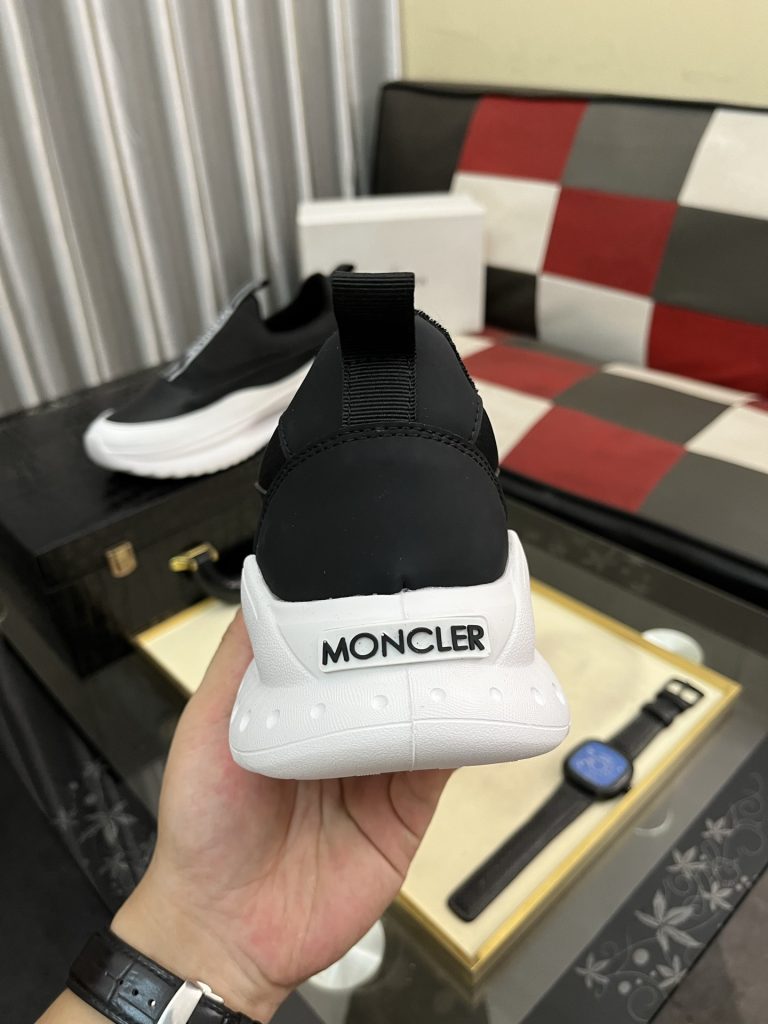 モンクレール メンズスニーカー ブラック ホワイト スリップオン 2色 デザイン性高い 时尚シューズ 🖤👟 - 画像 8