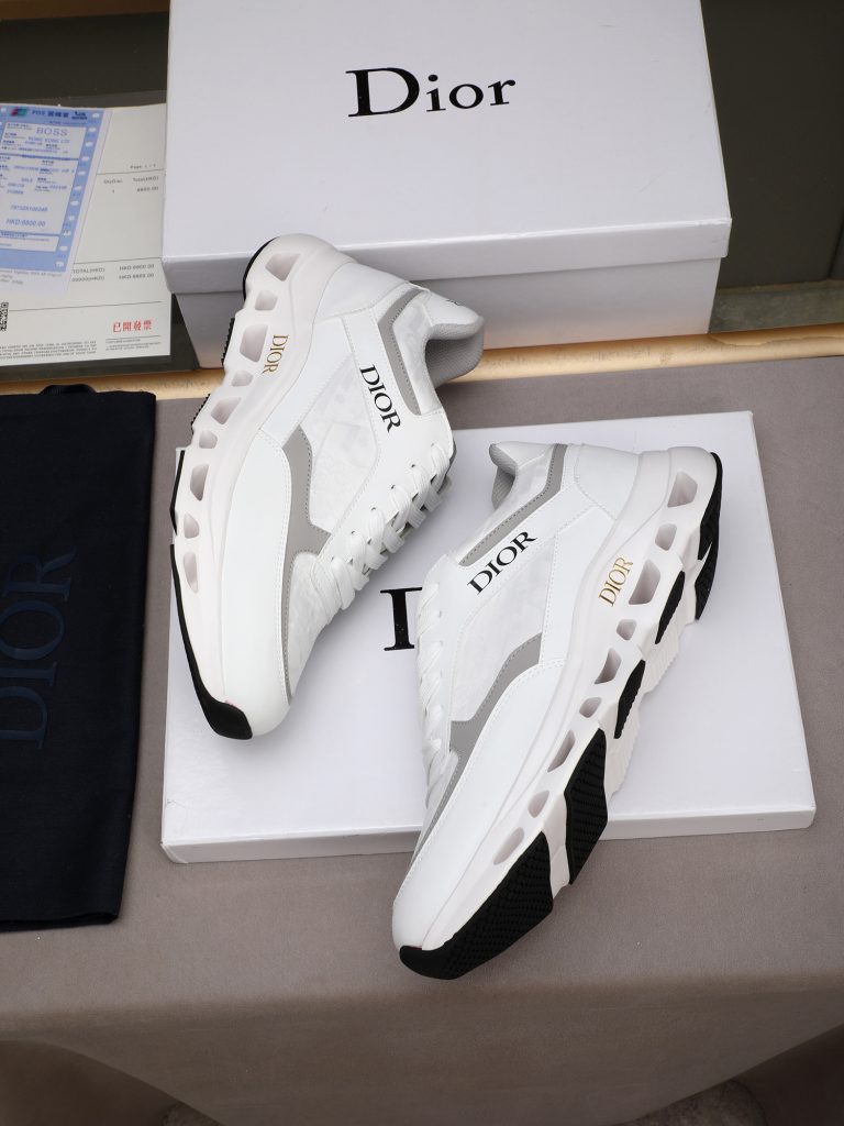 Dior メンズ スニーカー ホワイト グレー バンプソール 4色入 🥾 - 画像 7