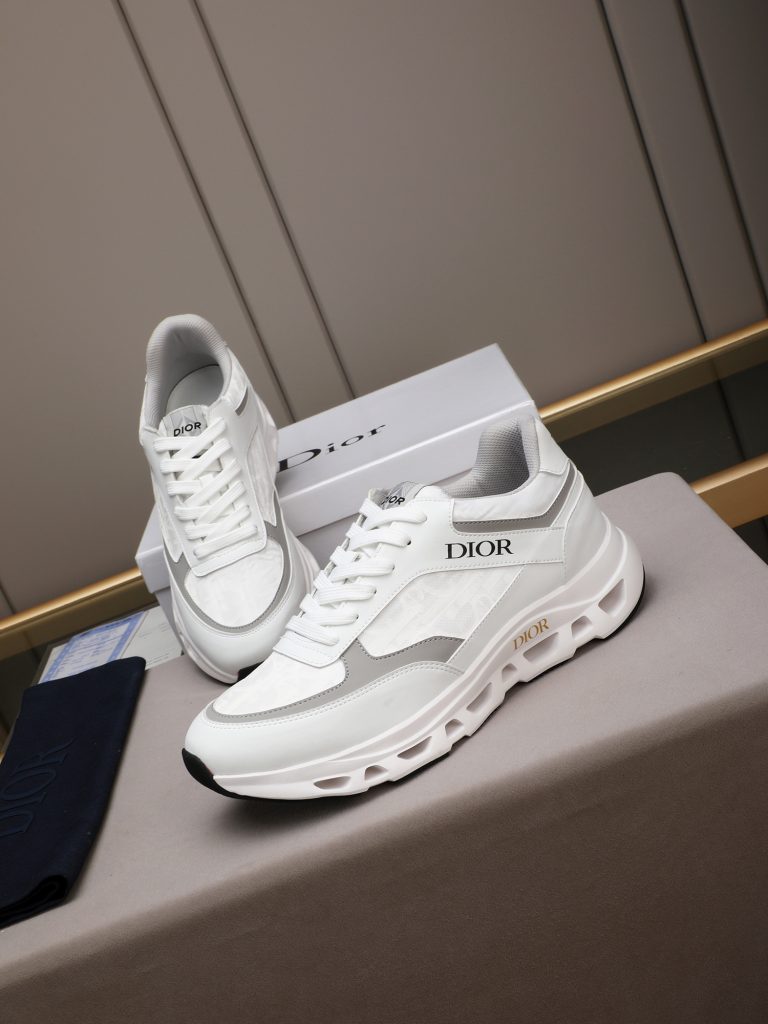 Dior メンズ スニーカー ホワイト グレー バンプソール 4色入 🥾 - 画像 8
