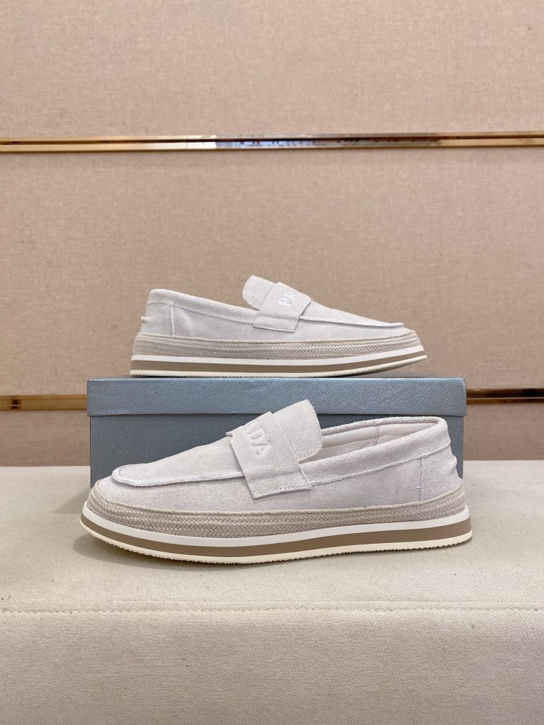 プラダ メンズ ローファー レザー フラットシューズ 白色 2色入 🥾 - 画像 7
