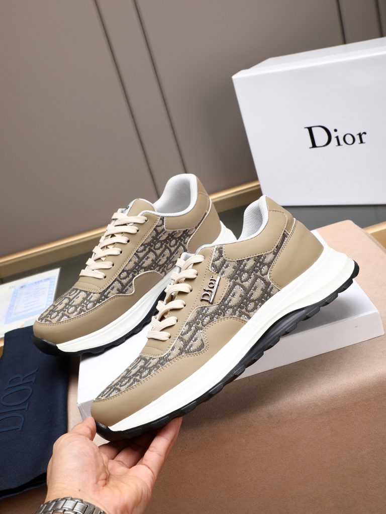 Dior 男性 スニーカー カーキ ディオール ダブル D カモフラージュ デザイン 軽量 ステューシー 毎日履ける 👞 - 画像 2