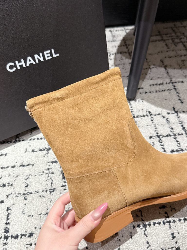 CHANEL レディースショートブーツ サイドチェーン ベージュ 1色入 - 画像 8