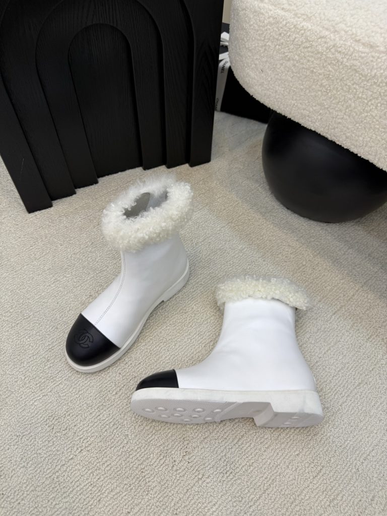 シャネル レディース アンクルブーツ 白 黒 ファー コントラストデザイン 保温性抜群 🧣 - 画像 4