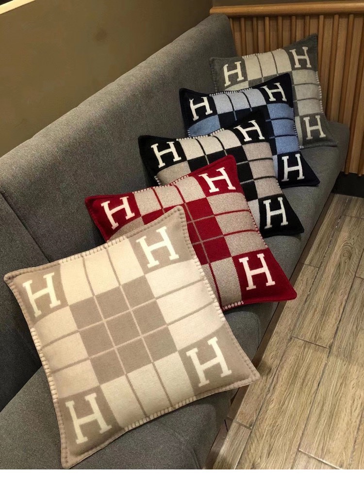 超美品HERMESクッション　アヴァロンIII　Avalon III　WOOL　エルメス　クッション　ウール　5色 - 画像 2