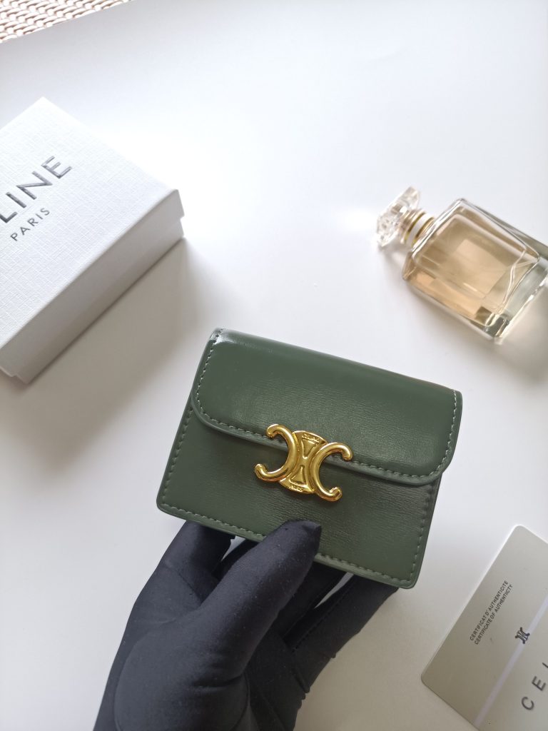 CELINE セリーヌ カードケース グリーン 二つ折り - 画像 4