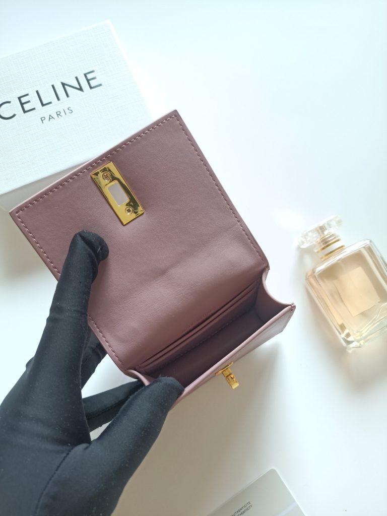 CELINE ピンク ミニウォレット チェーン付き 二つ折り財布 - 画像 6