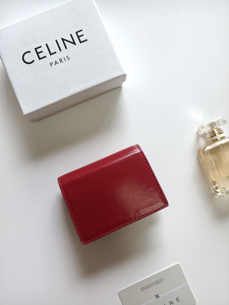 CELINE セリーヌ 財布 レッド ゴールド ロゴ 長財布 1色入 - 画像 3