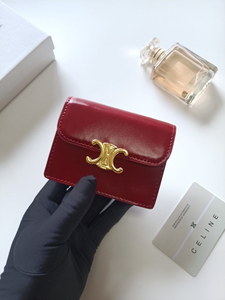 CELINE セリーヌ 財布 レッド ゴールド ロゴ 長財布 1色入 - 画像 4