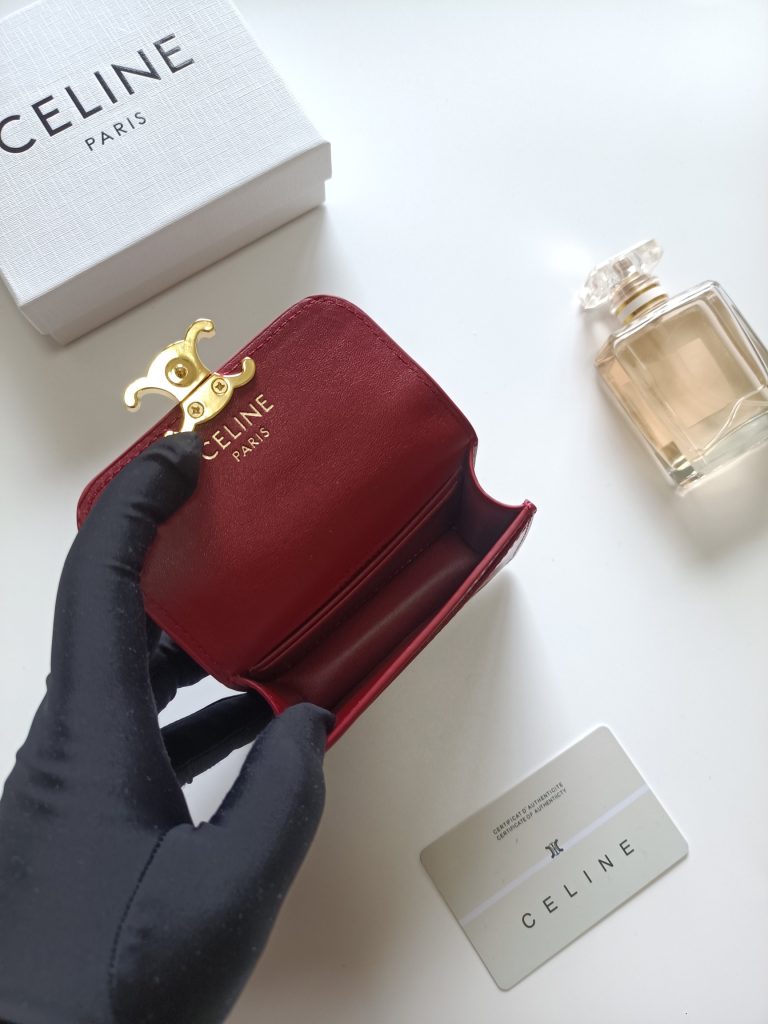 CELINE セリーヌ 財布 レッド ゴールド ロゴ 長財布 1色入 - 画像 6