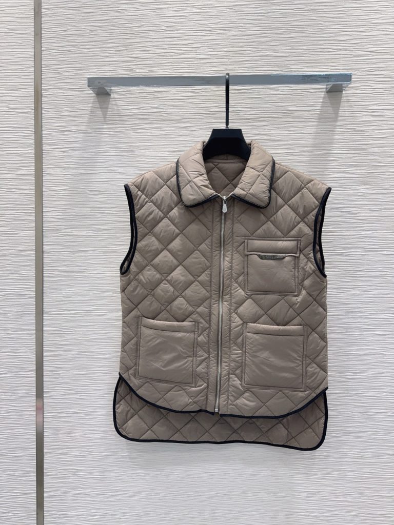 360 Brunello cucinelli 2025FW ダウンベスト ロゴ入り ブラウン 素材:100%綿 - 画像 7