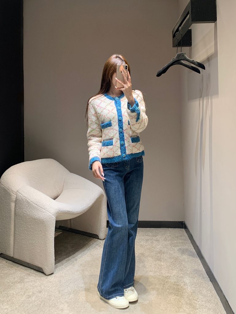 450 Chael 25B 高級手工坊シリーズ ロゴ入り メンズ ファッション ブルーファスナー 青色 刺繍 ハンドメイド カーディガン 2024SS - 画像 6