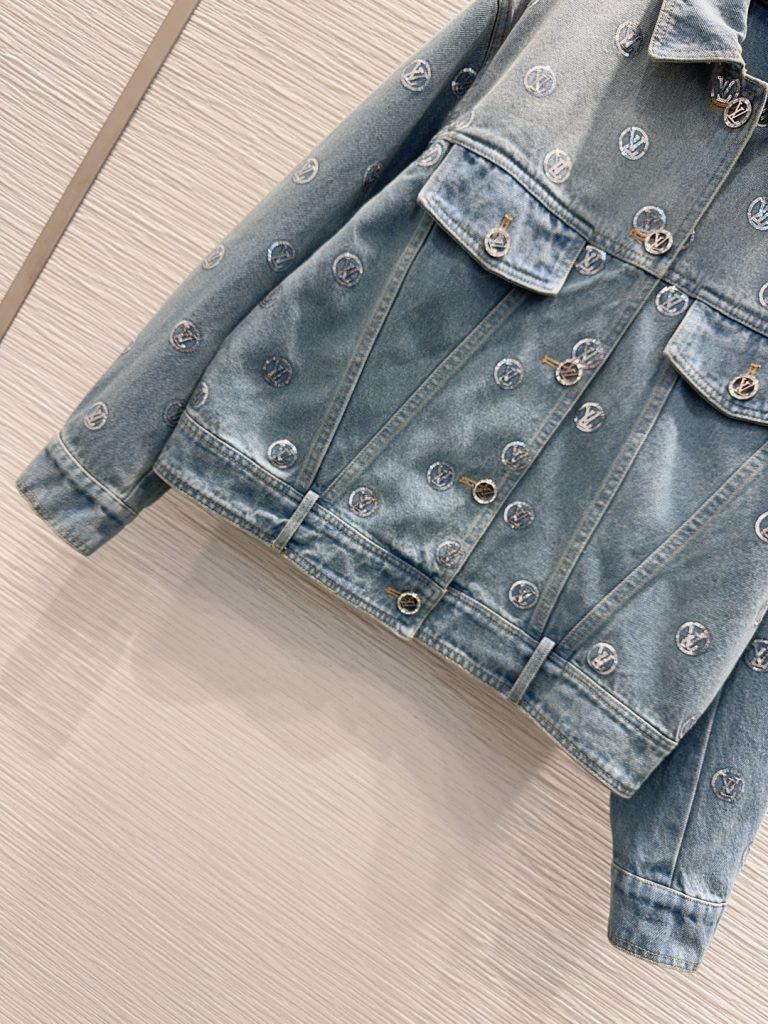 ルイ・ヴィトン 410 デニムジャケット デニム刺繍 オーバーサイズ ロゴ カラー:ライトブルー 素材:100%コットン - 画像 4