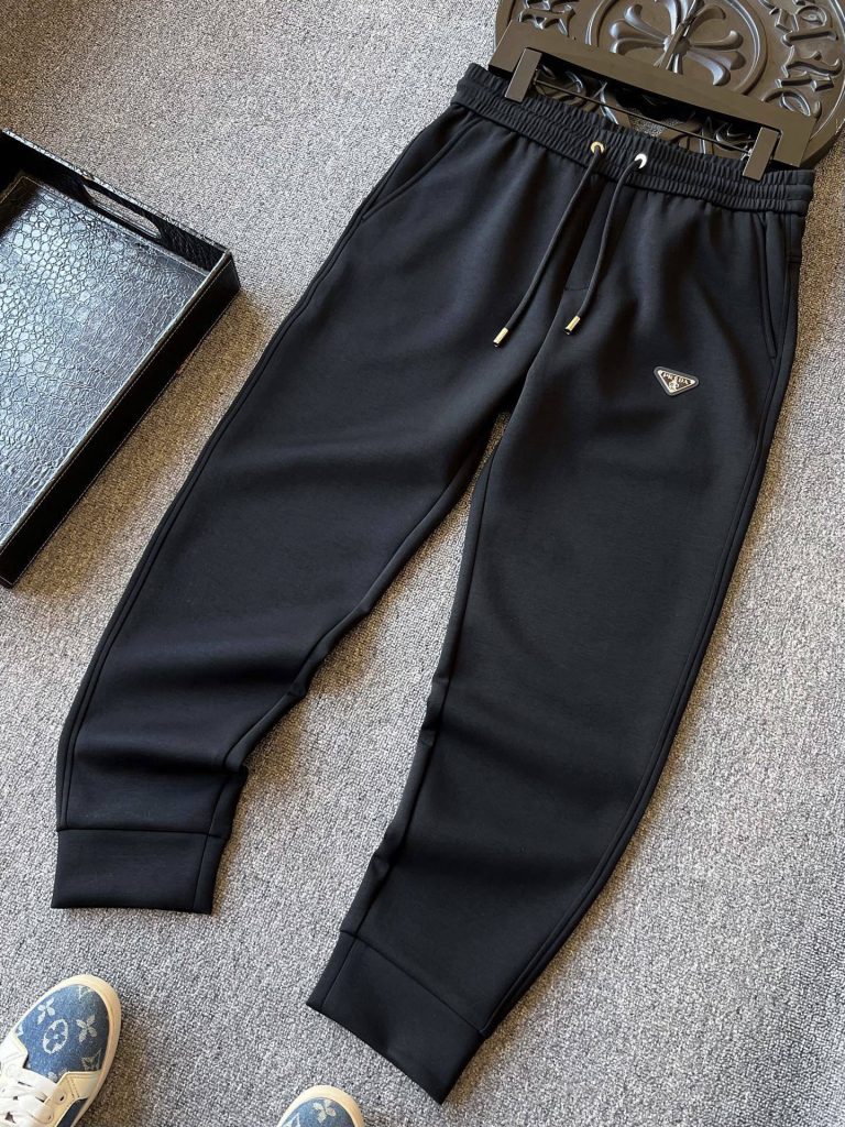 PRADA トロピカルパンツ メンズ 伸縮性 スウェット ブラック - 画像 4