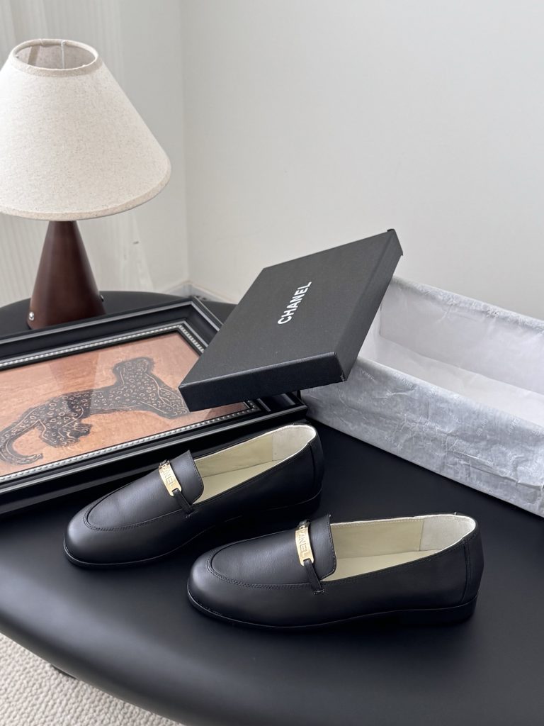 CHANEL シャネル ローファー レディース メンズ 兼用 通勤 通学 黒 高級感 36 37 38 39 40 41 42 43 44 45 46 47 48 49 50 - 画像 2