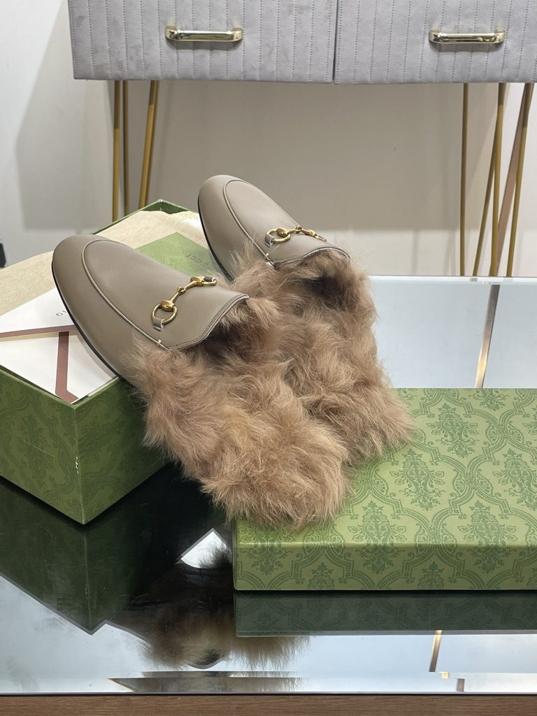 GUCCI グッチ フラットシューズ 本革 毛付き ファー ローファー ブラウン 全1色 - 画像 6